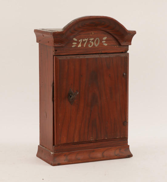 Väggskåp, allmoge, 1800-tal