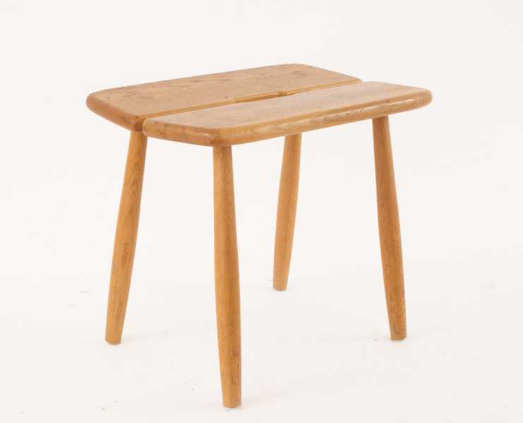 Pall, Carl Gustaf Boulogner för Bröderna Wigells Stolfabrik