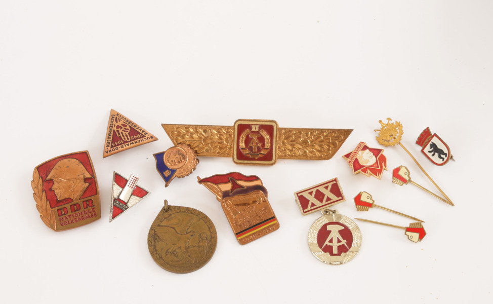 Parti kommunistiska pins
