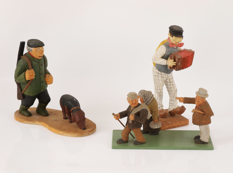 Träskurna figurgrupper 3st