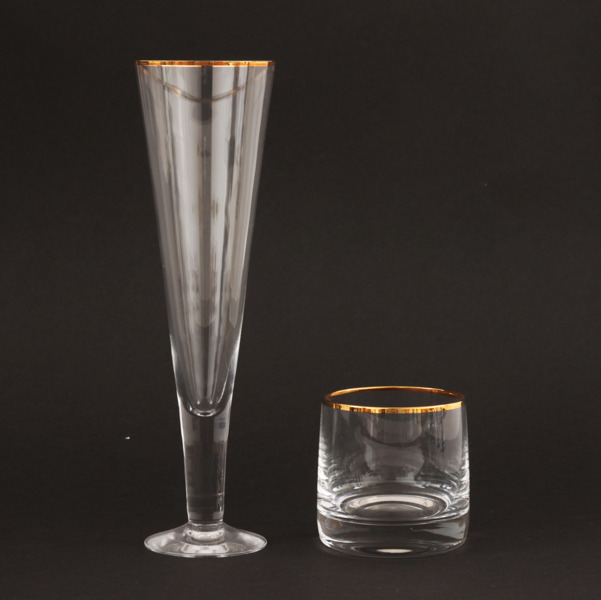 Glasservisdelar 16st