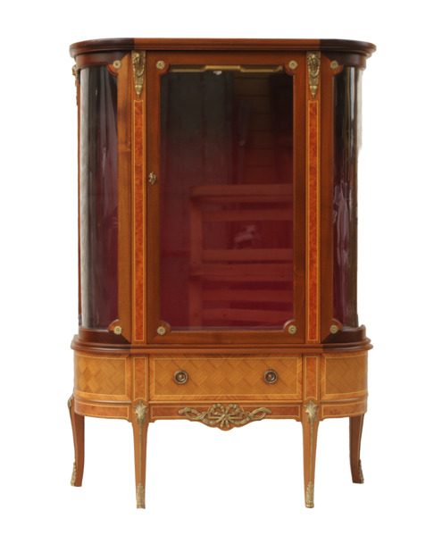 Vitrinskåp, Louis XVI stil, 1900-tal