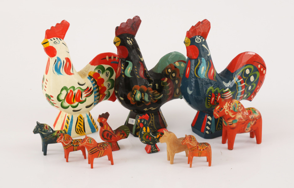 Dalahästar och tuppar 11 delar, bl.a. Erik Pell