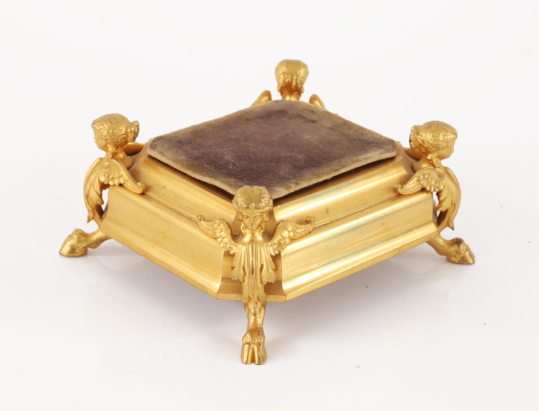 Ställ, empirestil, 1800-tal