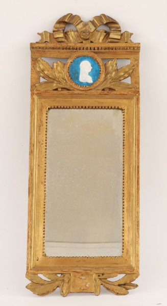 Spegel, sengustaviansk, omkring år 1800