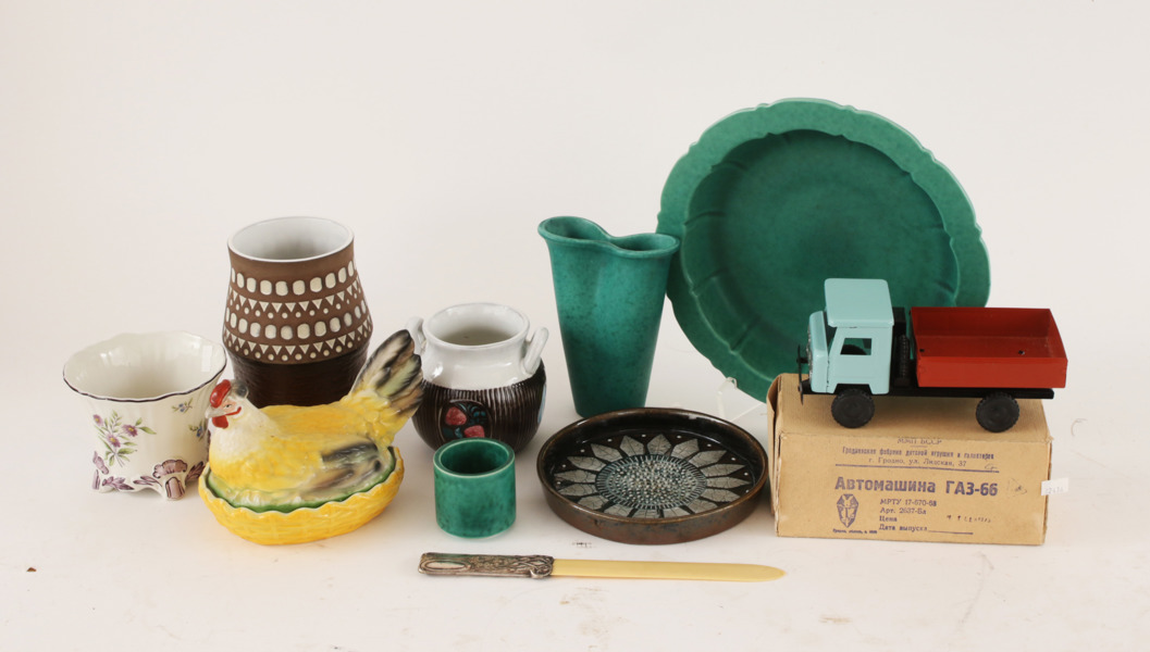 Parti glas och keramik