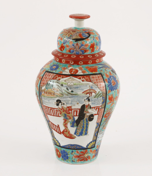 Urna, Japan, 1800-tal