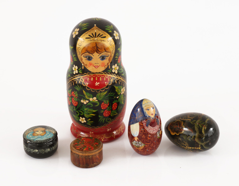 Lackarbeten 5 delar, Ryssland