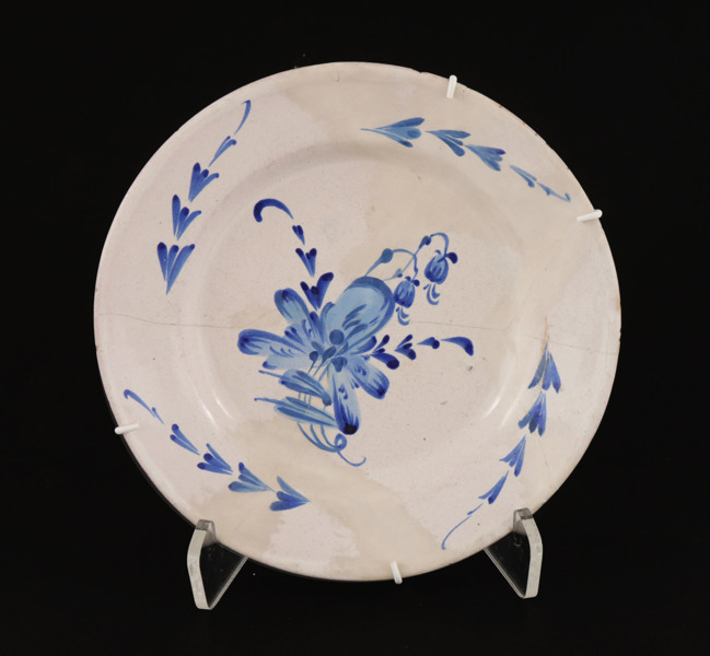 Tallrik, rokoko, Marieberg, daterad 1775