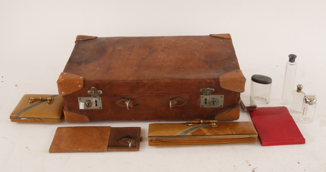 Resväska med inredning, England, 1900-talets första hälft