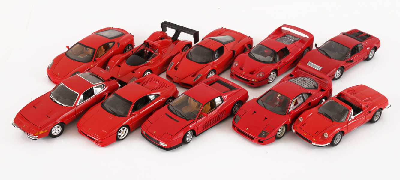 Modellbilar 10st, Ferrari, mestadels Hot Wheels