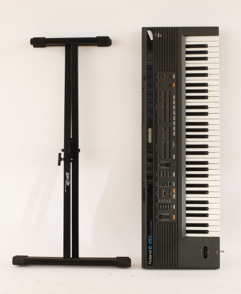 Synth, Roland E-20