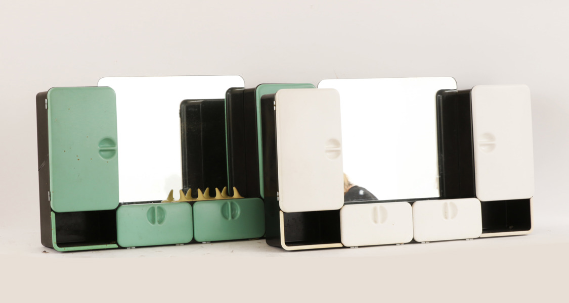 Badrumsskåp 2st, Italien, 1900-talets andra hälft