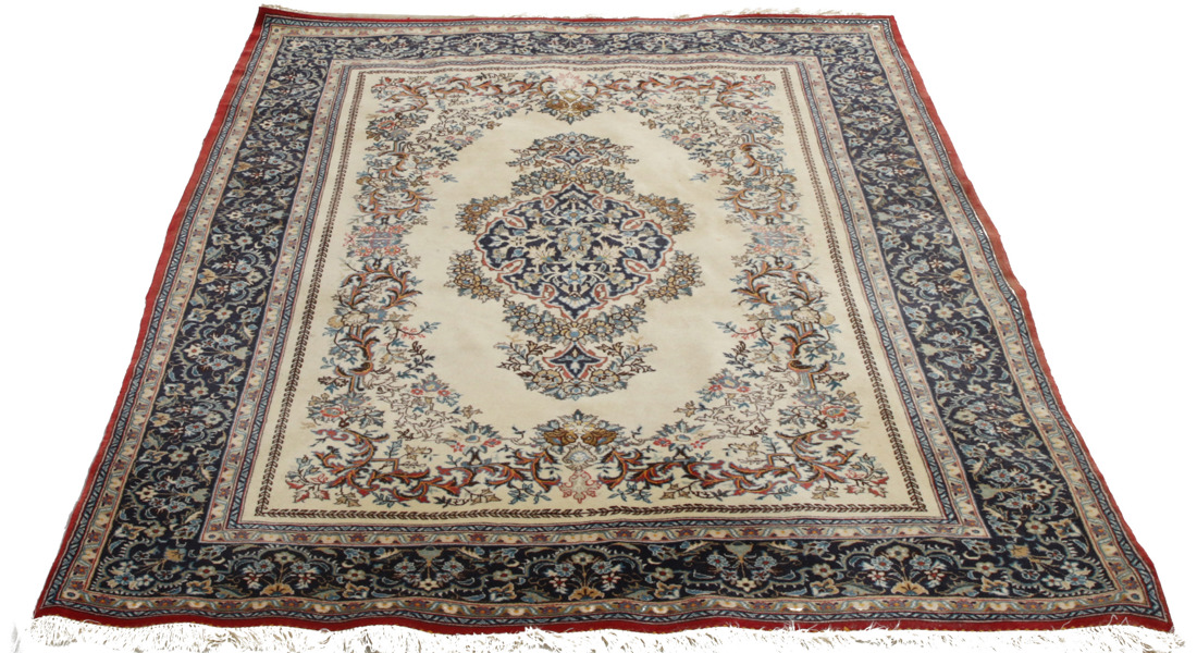 Handknuten matta, orientalisk