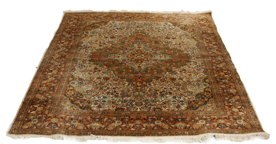 Handknuten matta, orientalisk