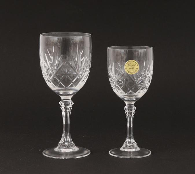 Glasservisdelar 18st, Frankrike