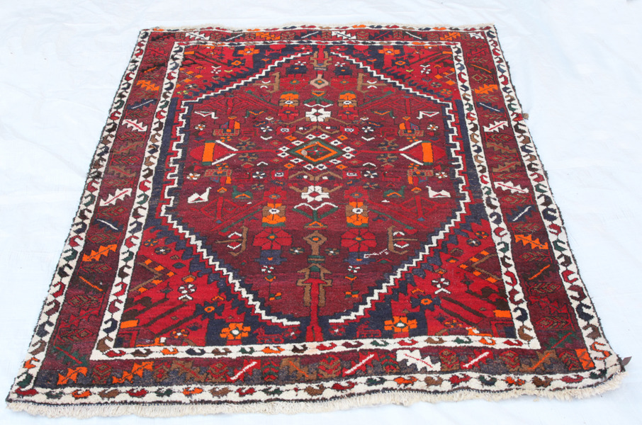 Handknuten matta, Iran