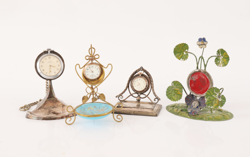 Fickursställ 4st med tre fickur, tidigt 1900-tal