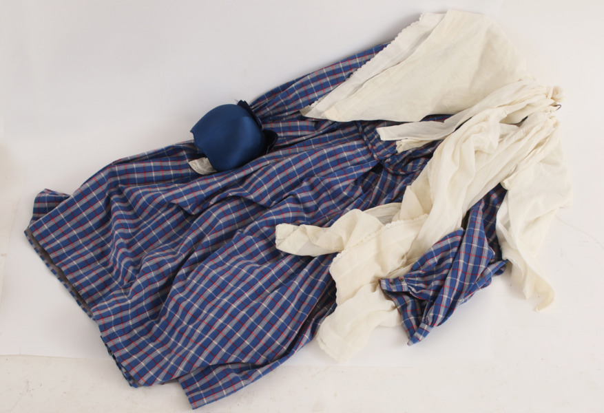 Folkdräkt för kvinna, Uppland