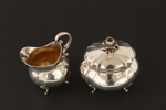 Sockerskål och gräddkanna, silver, rokokostil, 1900-tal