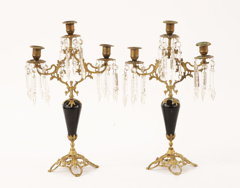 Kandelabrar ett par, oskarianska, omkring år 1900