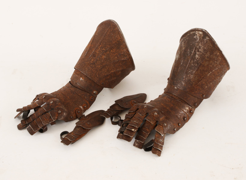 Handskar till rustning, 18/1900-tal