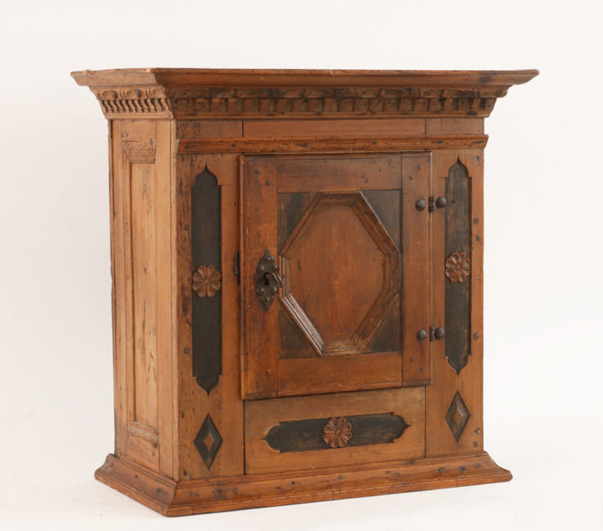 Väggskåp, barock, 1700-tal