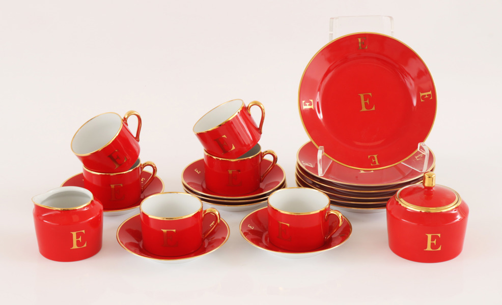 Servisdelar, Margaretha Ley, Escada