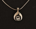 Halsband med hänge, sterlingsilver, Karl Laine, Finland