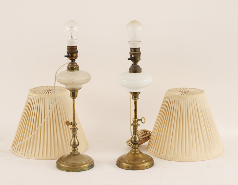 Bordslampor 2st, 1900-talets början