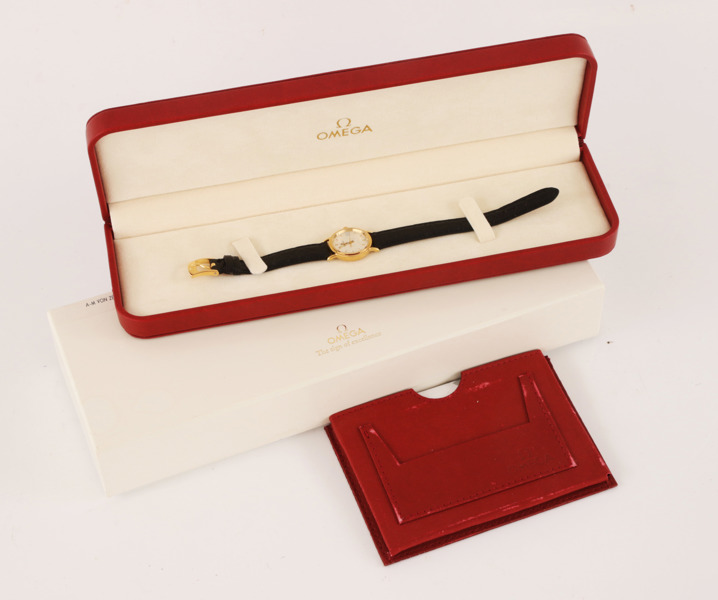 Damarmbandsur i 18k, Omega