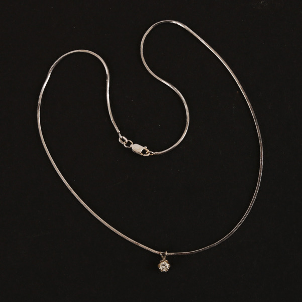 Halsband med hänge, 18k vitguld