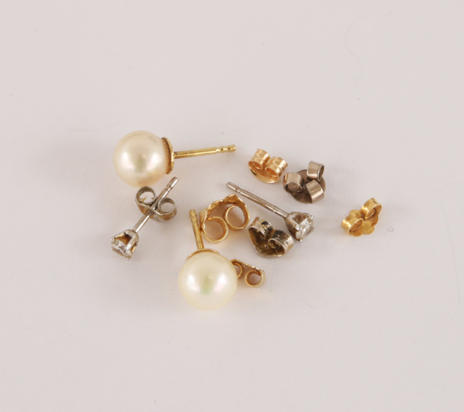 Parti örhängen och pluttar, 18k