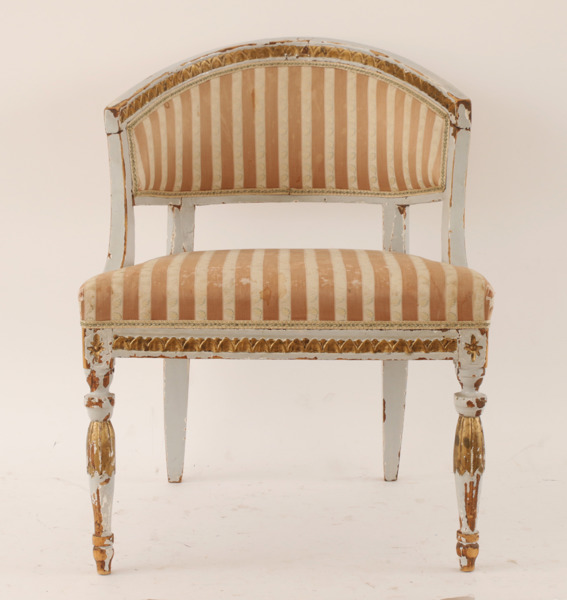 Baljfåtölj, sengustaviansk, omkring år 1800