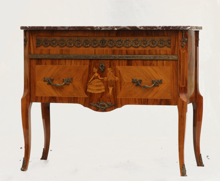 Byrå, gustaviansk stil, 1900-tal