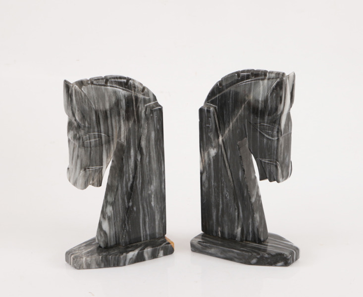 Bokstöd ett par, 1900-talets andra hälft