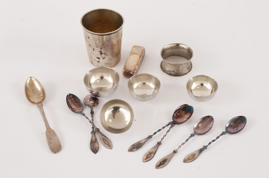 Parti silverföremål