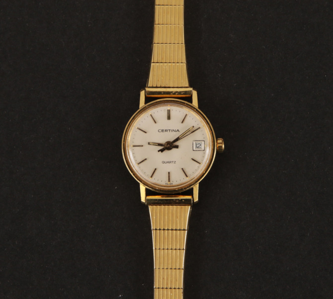 Damarmbandsur i 18k, Certina