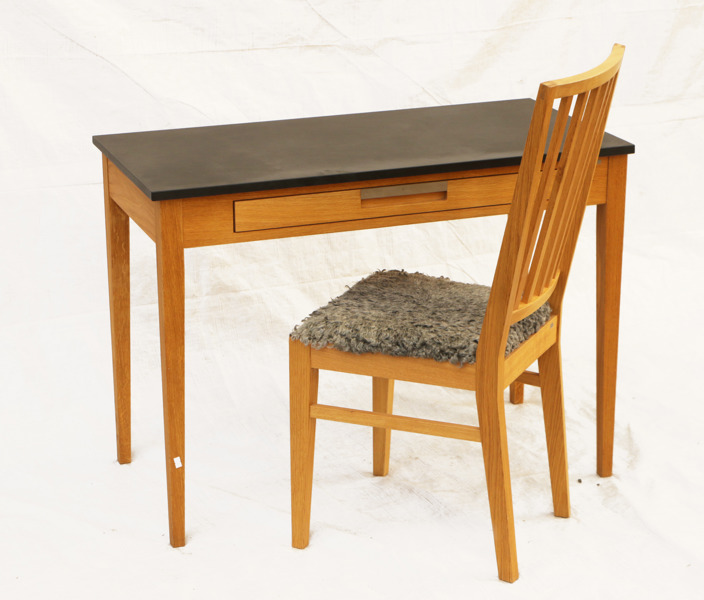 Skrivbord med stol, "Ala", Kristian Eriksson för G.A.D, Gotland