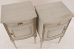 Nattduksbord ett par, gustaviansk stil, 1900-talets första hälft