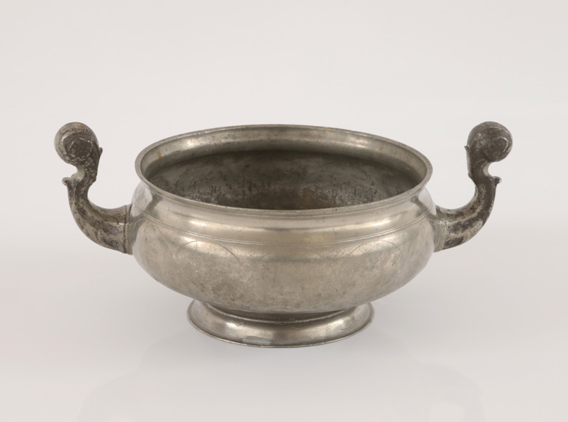 Kallskål i tenn, 1700-tal