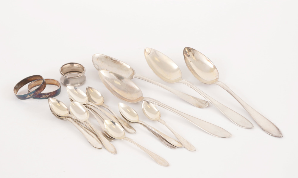 Parti silverföremål