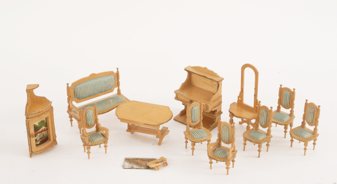 Dockhusmöbler 11 delar