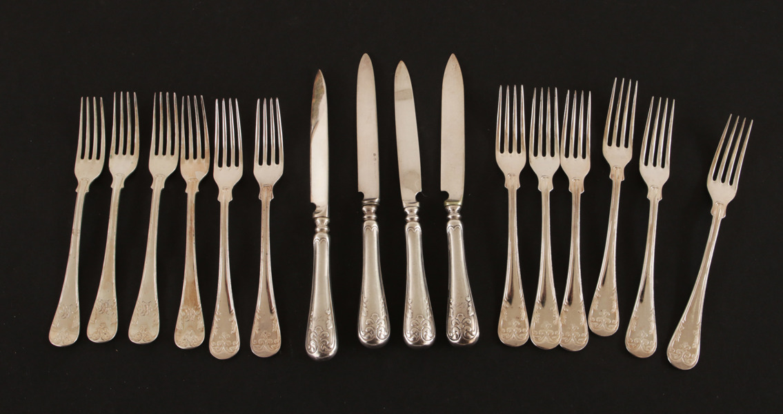 Bestick 16 delar, "Gammal Fransk", varav 4 delar i silver