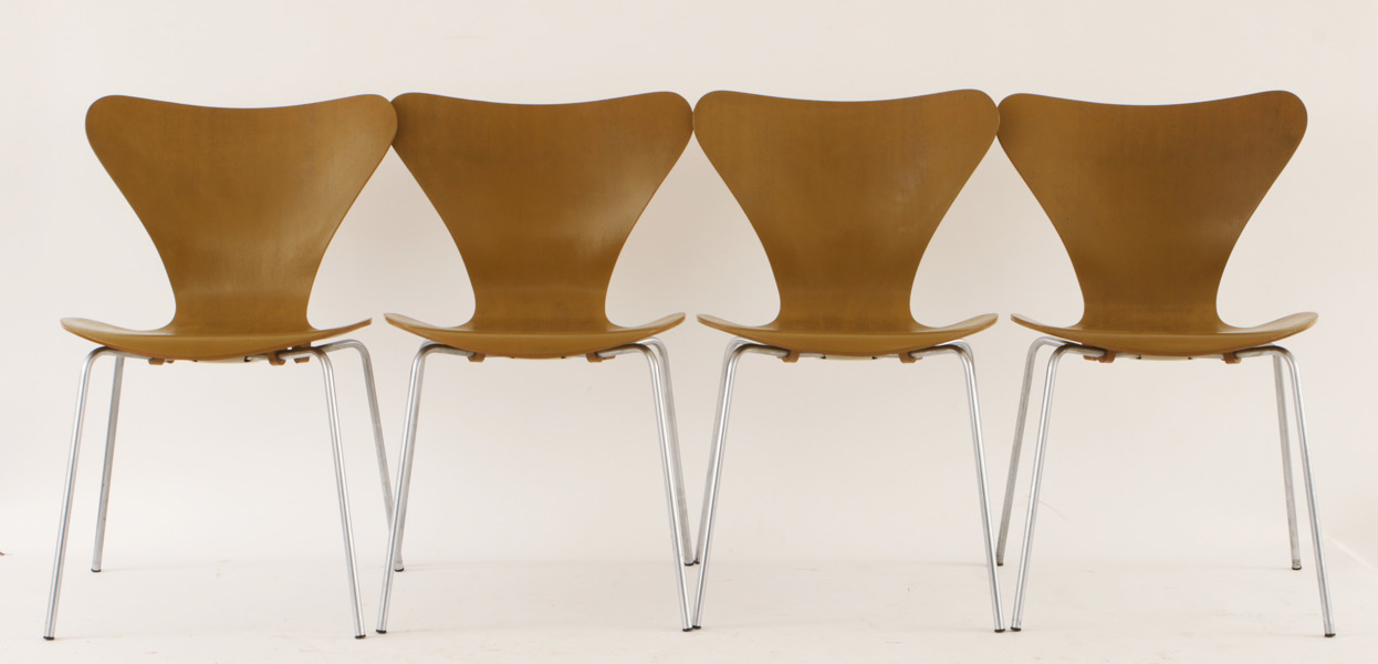 Stolar 4st, "Sjuan", Arne Jacobsen för Fritz Hansen, 1968