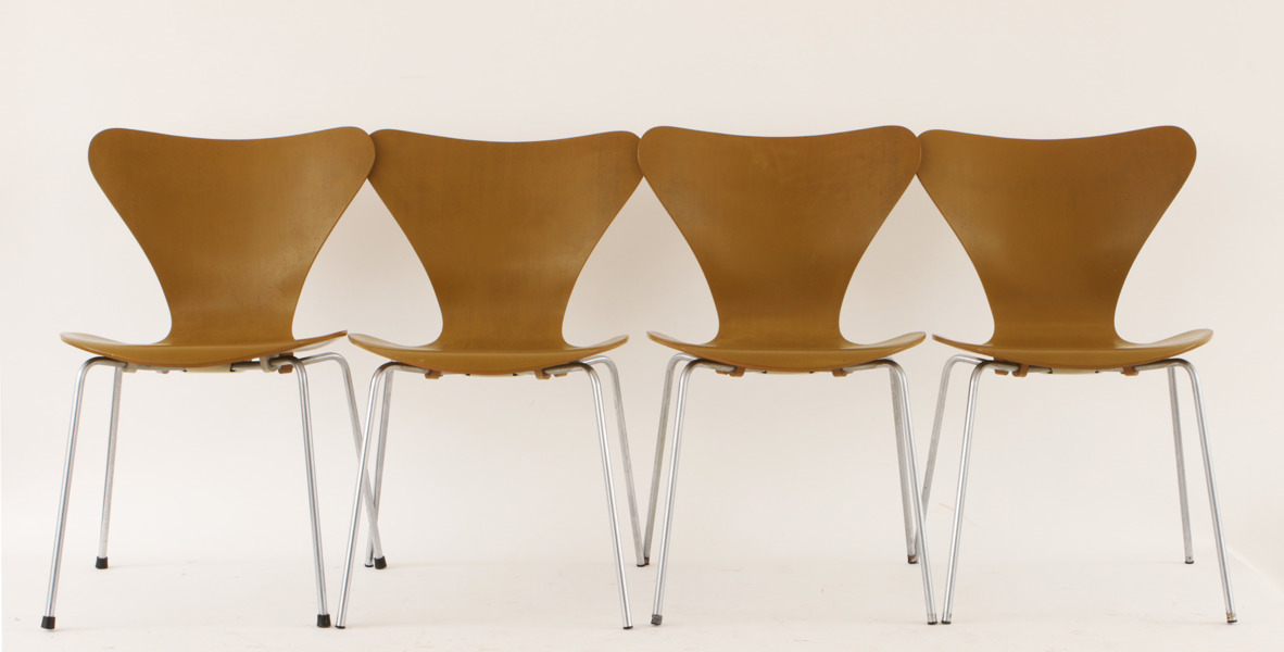 Stolar 4st, "Sjuan", Arne Jacobsen för Fritz Hansen, 1968