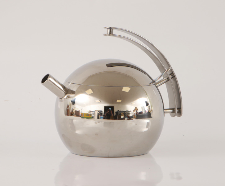 Tekanna, Stella, Italien