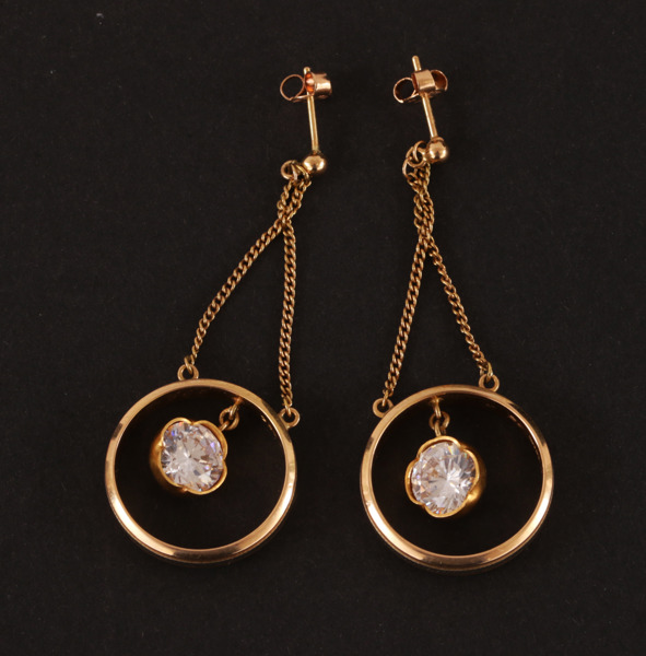 Örhängen ett par, 18k