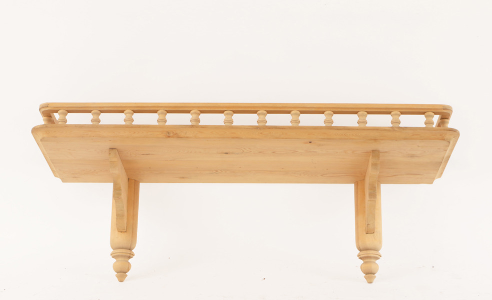 Vägghylla, omkring år 1900