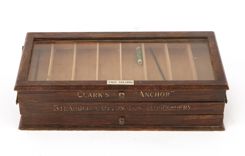 Sytrådslåda, Clark's Anchor, 1900-talets första hälft